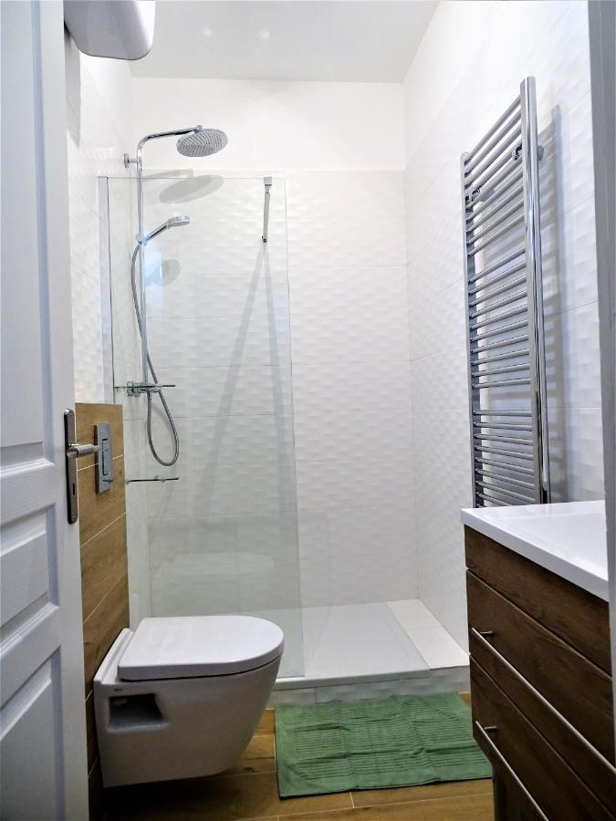 אקס-אן-פרובאנס Blue Fountain Luxueux Studio Aix Centre Historique -Wifi-Smart Tv- מראה חיצוני תמונה