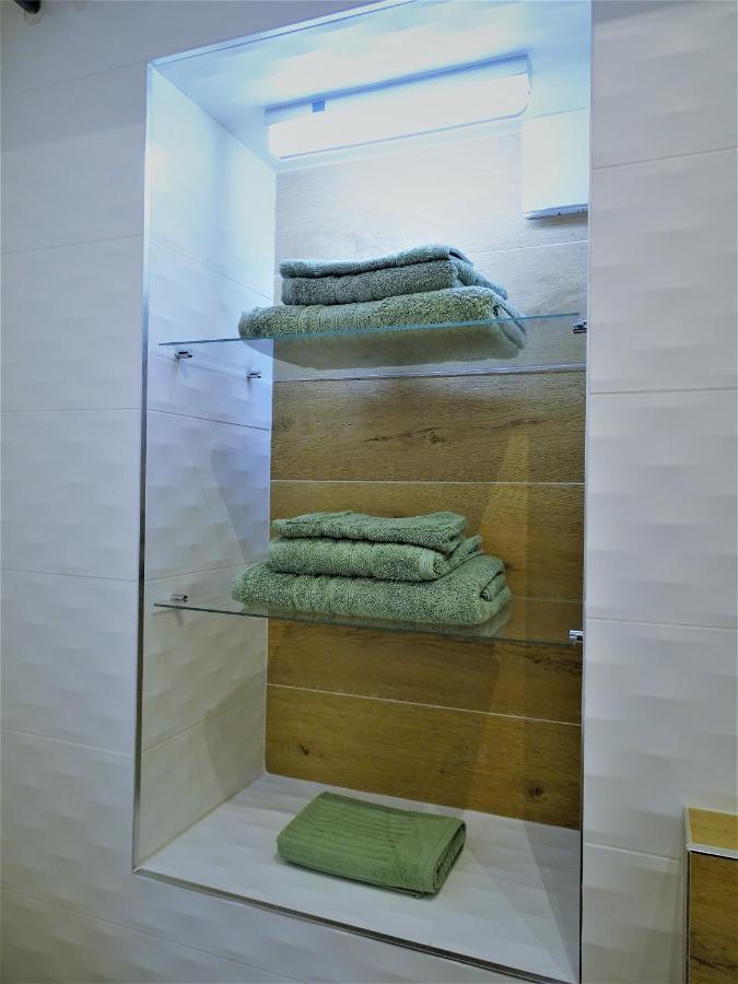 אקס-אן-פרובאנס Blue Fountain Luxueux Studio Aix Centre Historique -Wifi-Smart Tv- מראה חיצוני תמונה